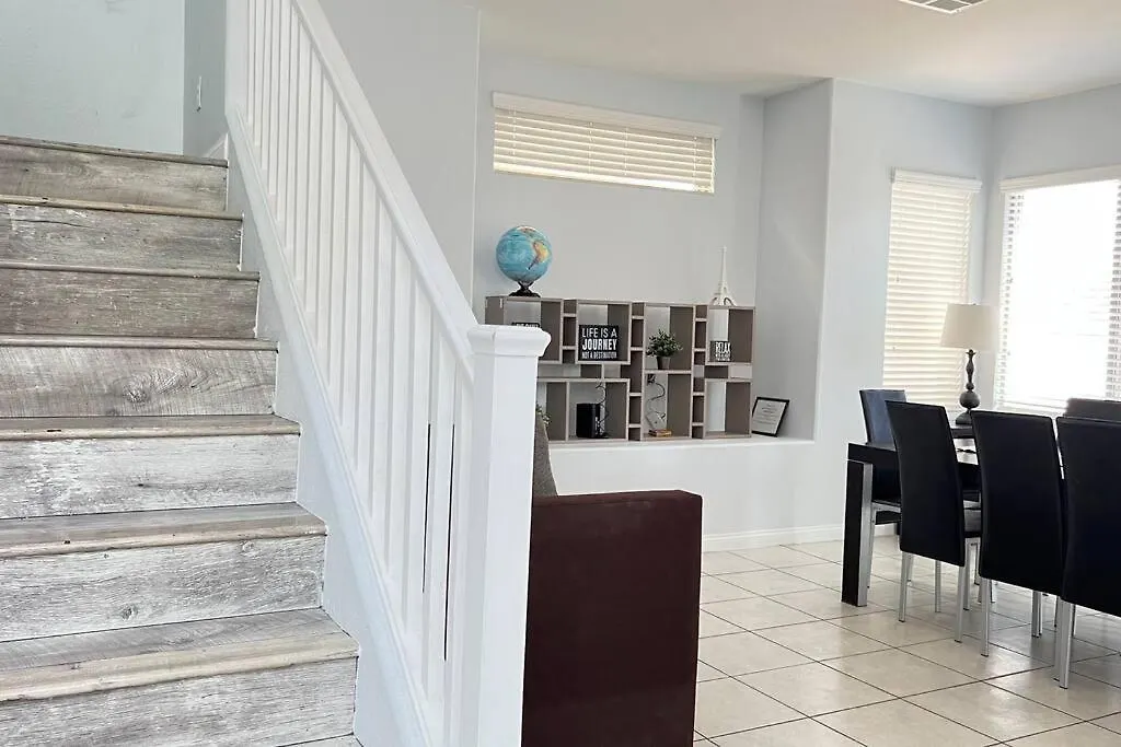 Tatil Evi Mickelyn House- 5 Bedroom 3 Bath 5 Minutes To Speedway 18 Min To Strip Las Vegas