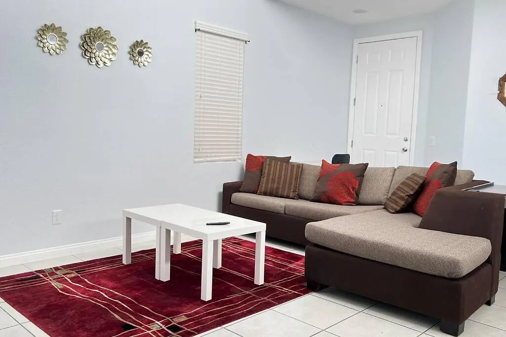Tatil Evi Mickelyn House- 5 Bedroom 3 Bath 5 Minutes To Speedway 18 Min To Strip Las Vegas ABD